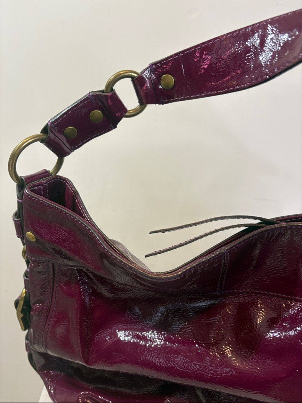 Plum Large/XL Coach 2008 Zoe Patent Leather Hobo Y2K Shiny Slouch It Girl Bag - Picture 5 of 9